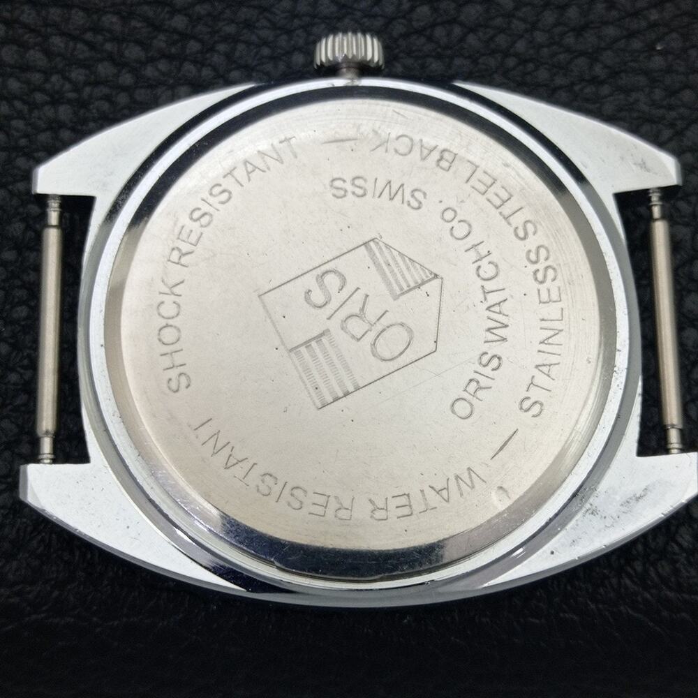 Fortis Silver and Black Watch - Picture 8 of 9